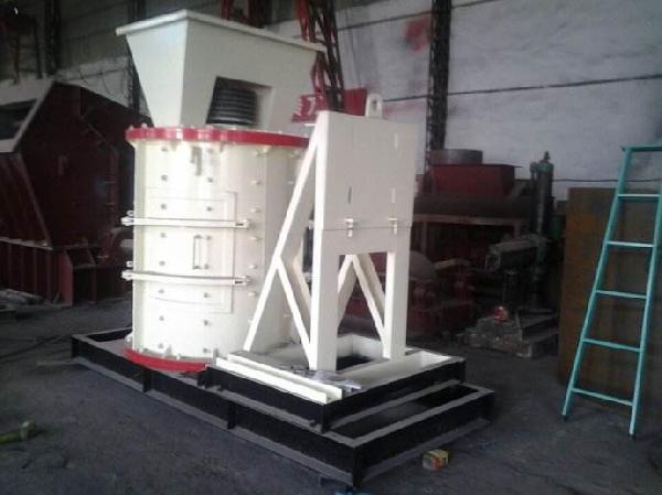 優質立式復合制砂機 新型立式復合制砂機