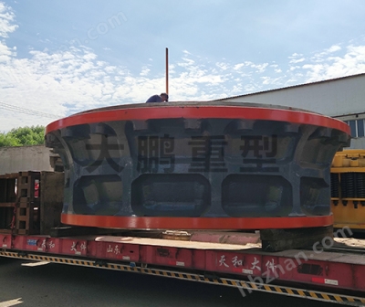 豸