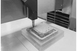 含有改性木粉的3D打印保溫膠凝材料及其制備方法與應用