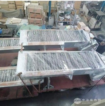 螺杆格栅机