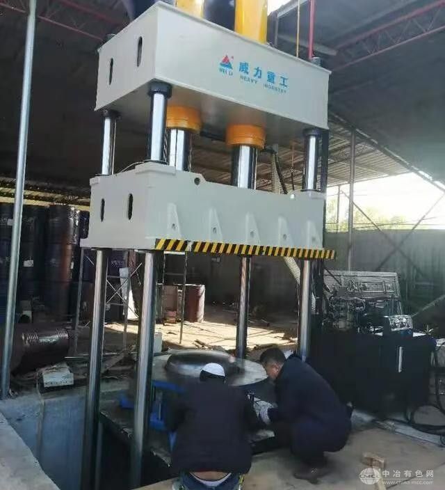 振动筛防尘盖拉伸机