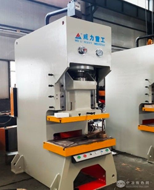 开式C型液压冲床