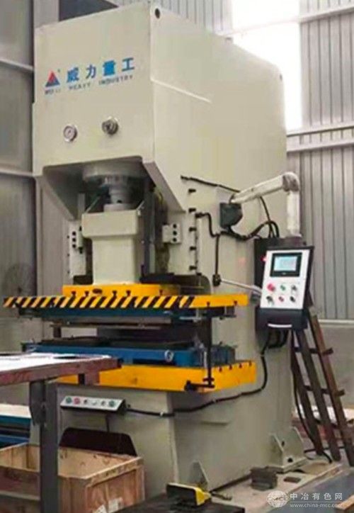 开式C型液压冲床