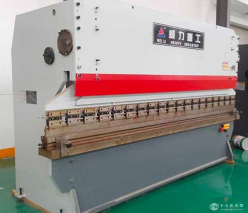 液压数控折弯机