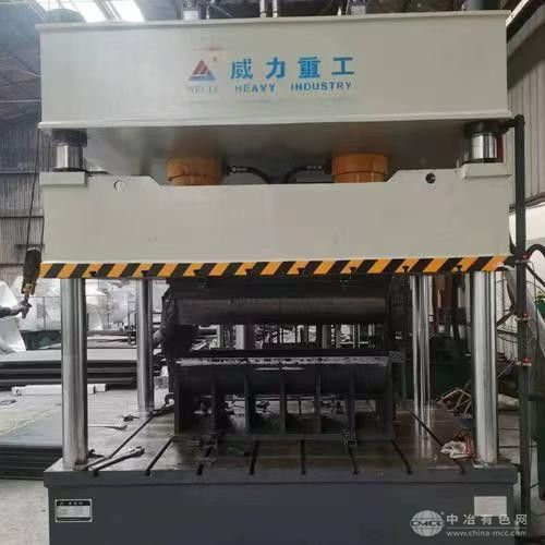 罐车出料口成型液压机